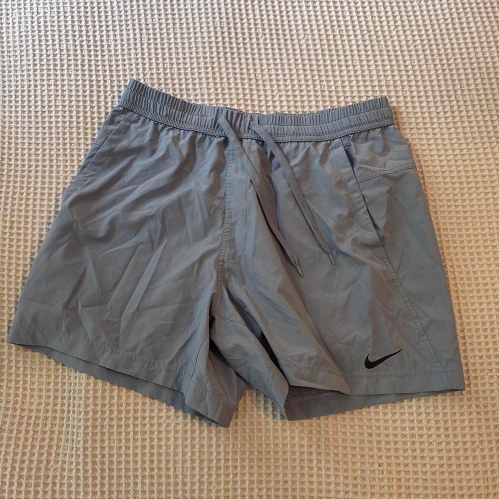 Nike Dri-FIT Men's blue Athletic Shorts Workout Gym Running Size Medium